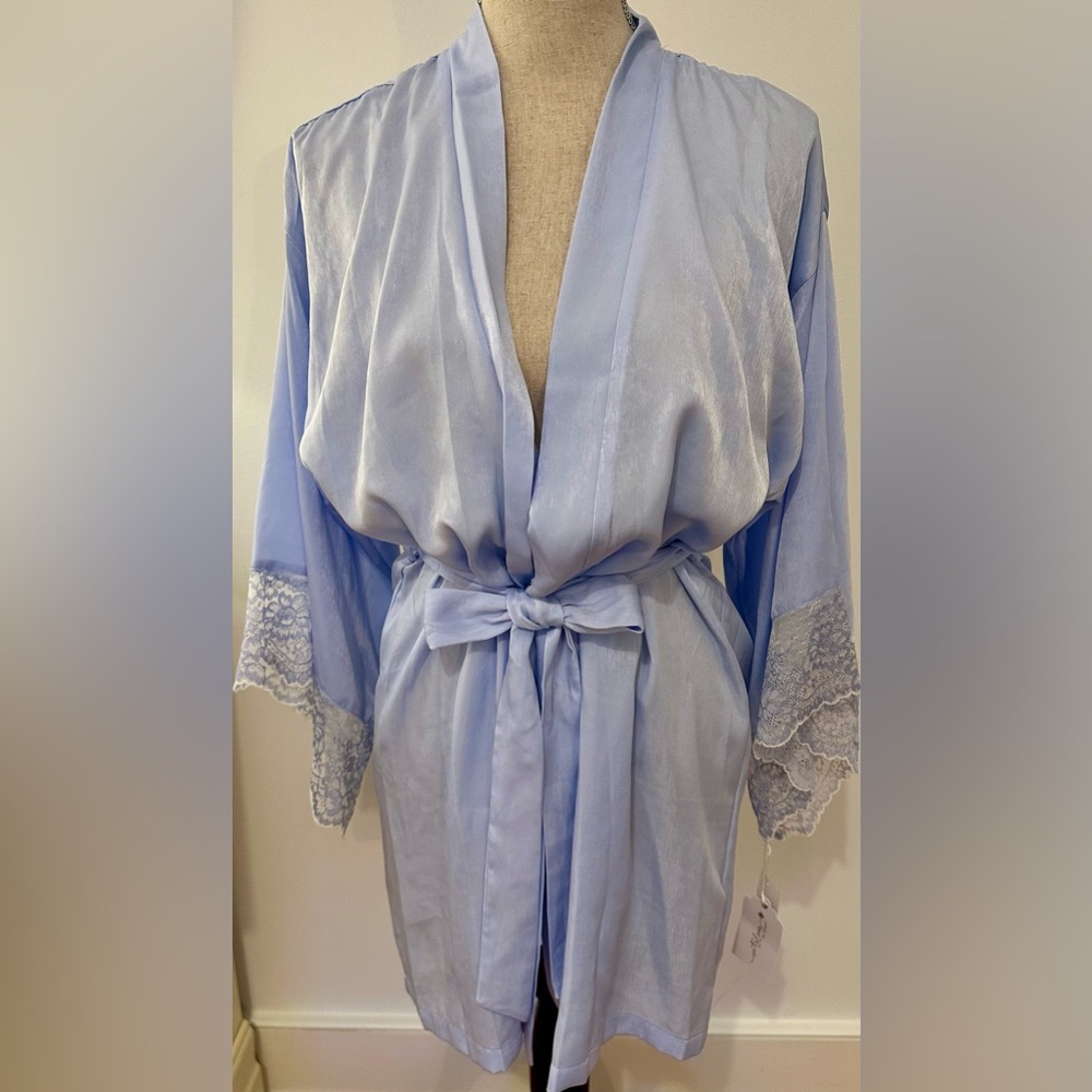 In Bloom by Jonquil Satin Teddy Robe w Belt Lace Trim Blue XS-S (0-6) Honeymoon